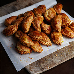 Curry puff thumbnail