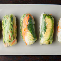 Vietnamese rice paper roll thumbnail