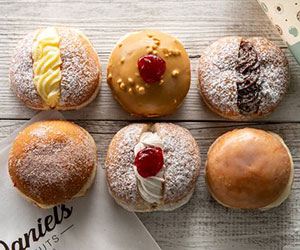 Mix your own vegan donuts thumbnail