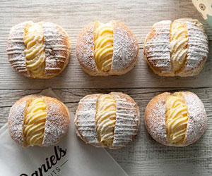 Custard lovers thumbnail
