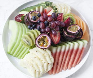 Seasonal fruit platter thumbnail