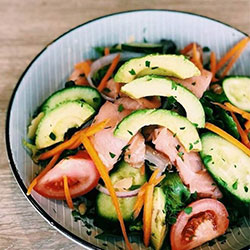 Smoked salmon salad thumbnail